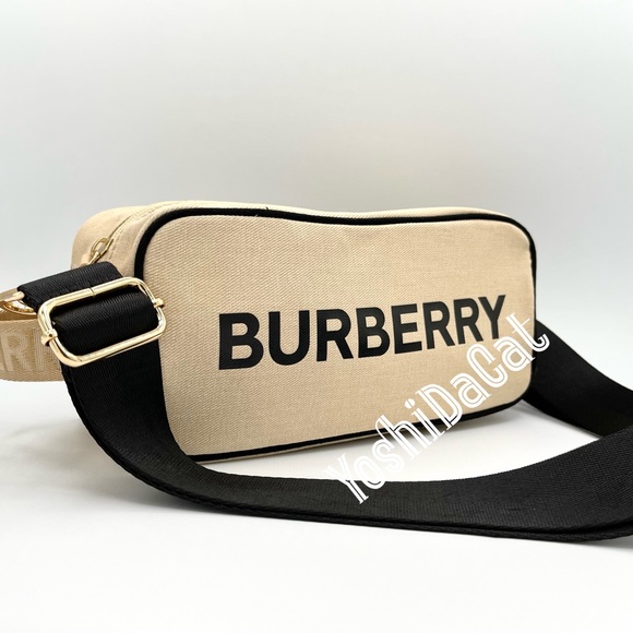 🆕 HOST PICK 💕 Burberry Beauty Cosmetic Case to Convertible Crossbody Bag Purse - Picture 4 of 12